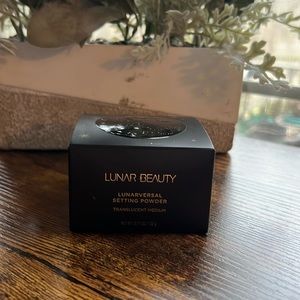 Lunar Beauty Setting Powder